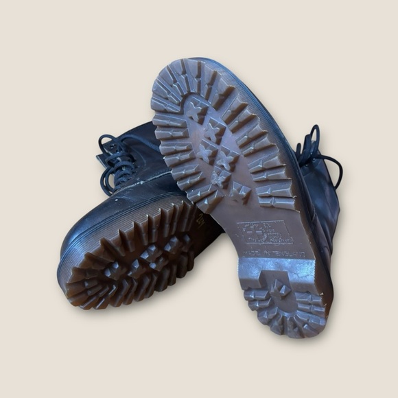 Dr. Martens Lace Up Boots 1460 Made in England - Picture 3 of 4